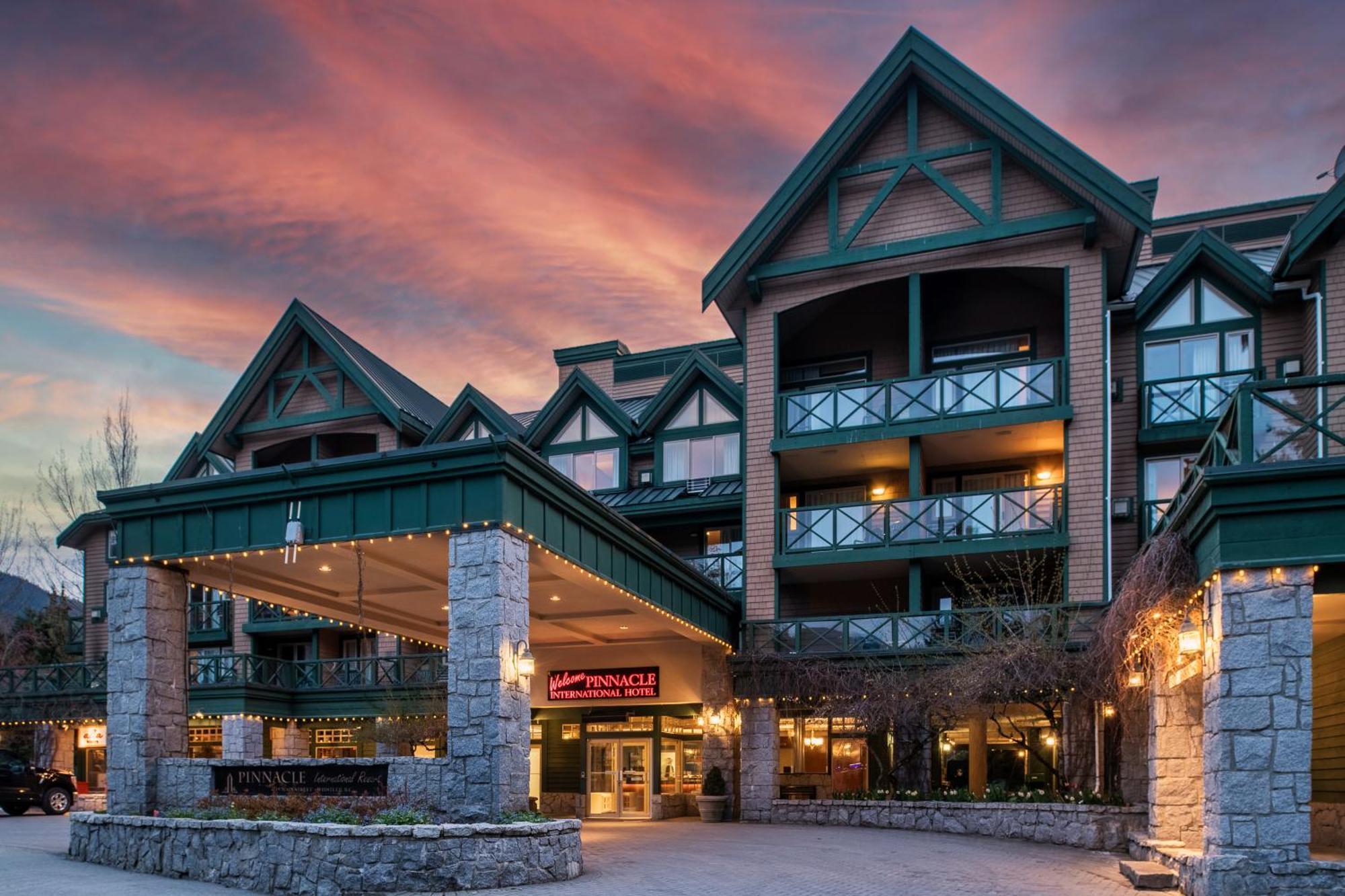 Pinnacle Hotel Whistler Kültér fotó